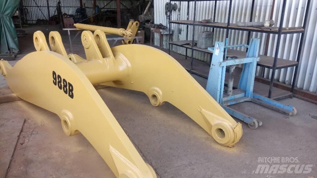 CAT 988 B 吊杆和铲斗