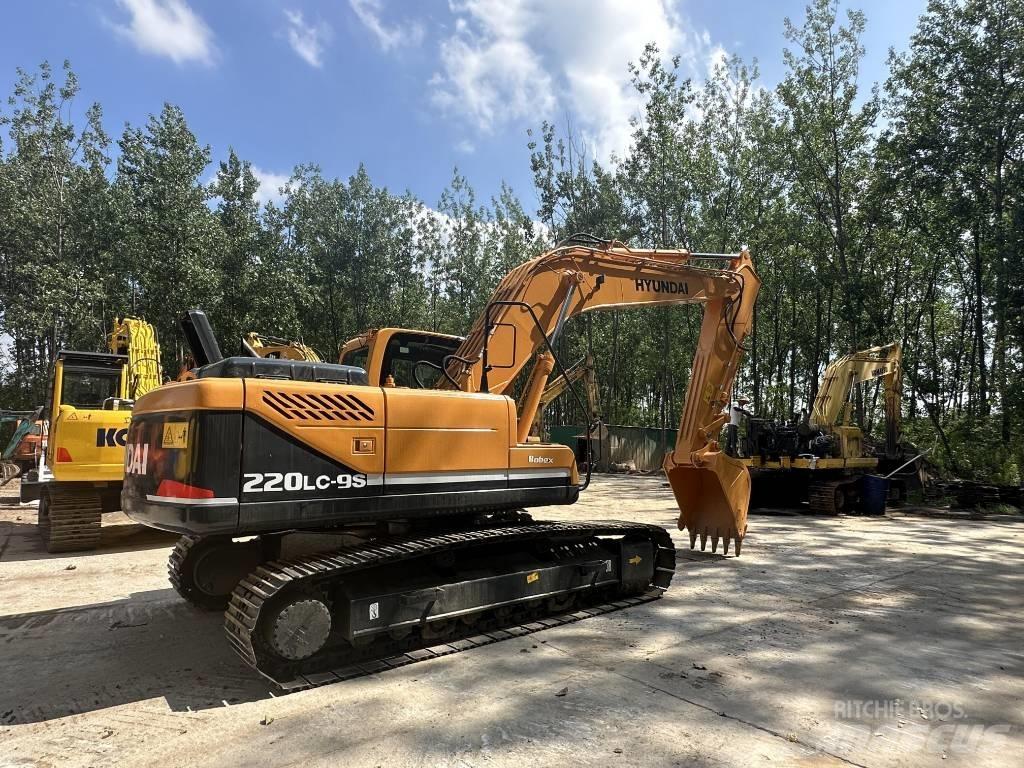 Hyundai 220LC-9S 履带挖掘机