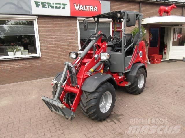 Weidemann 1390 多功能装载机