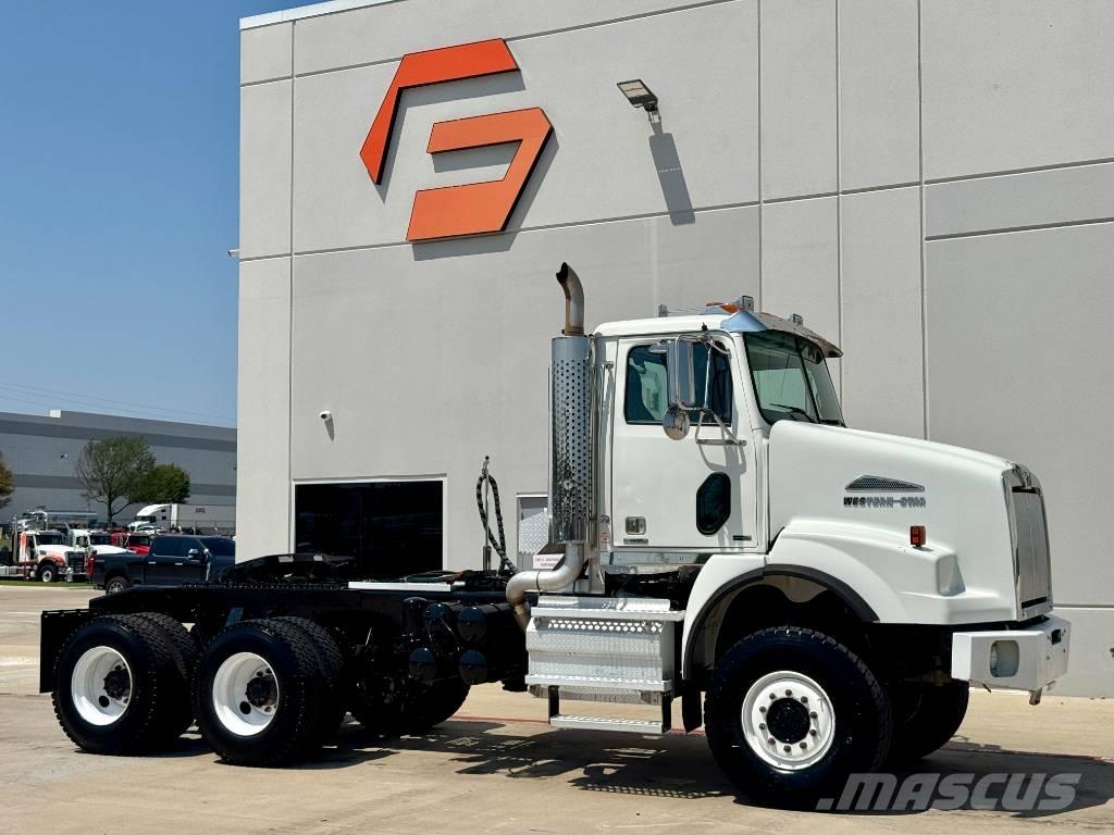 Western Star 4800 牵引车