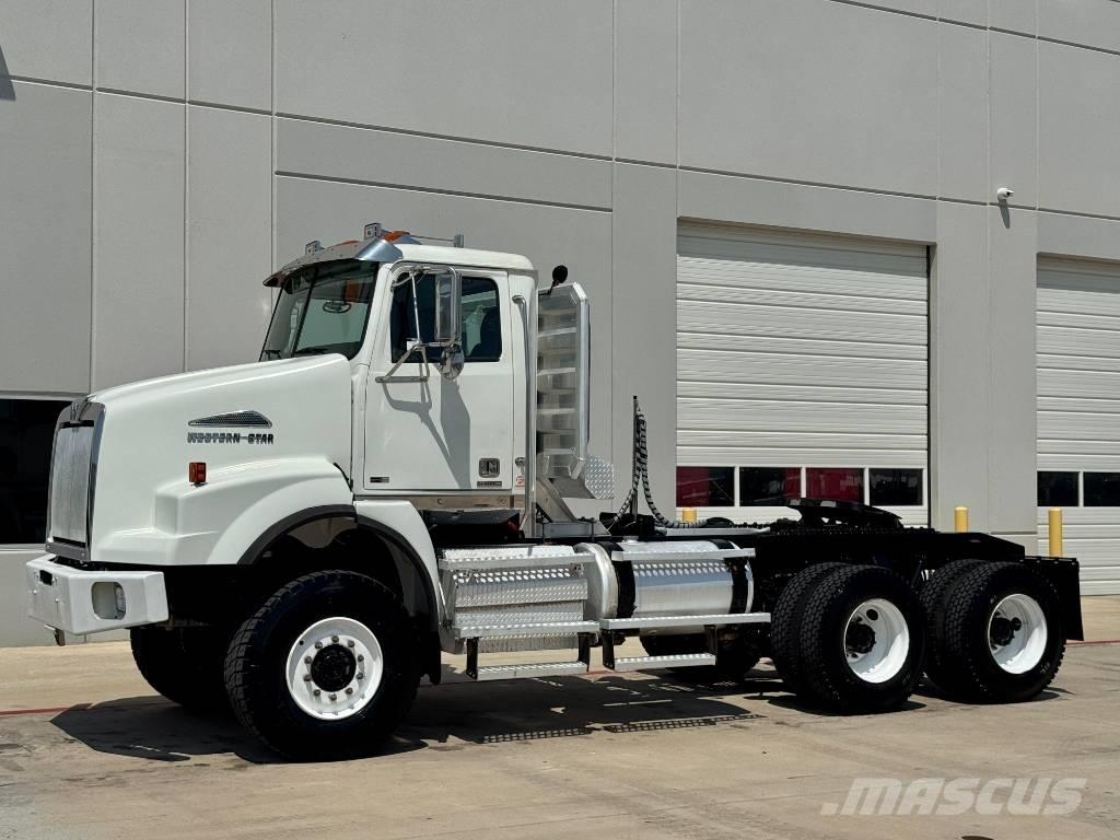 Western Star 4800 牵引车