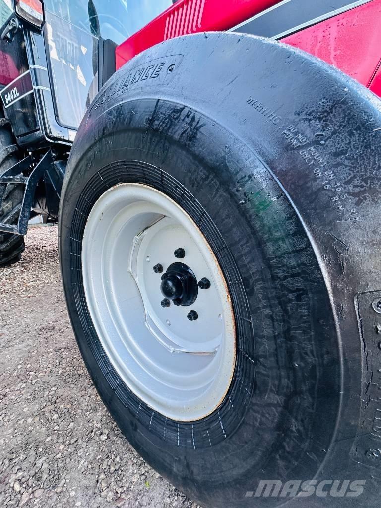 CASE 844 XL 拖拉机/农用车