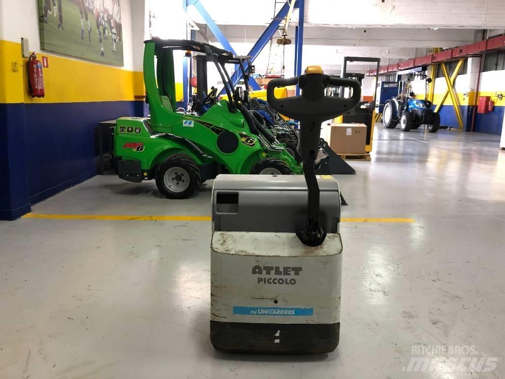 Atlet PLL200 手托盘堆垛机