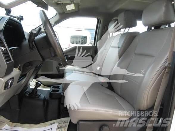 Ford F550 自卸式货车