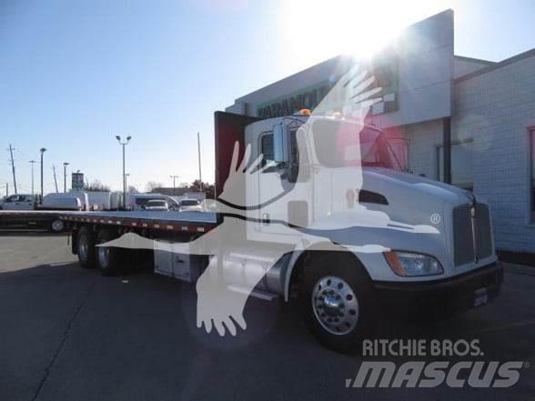 Kenworth T370 平板栏板货车
