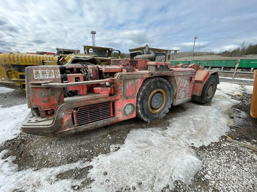 Sandvik LH 307 地下装载机