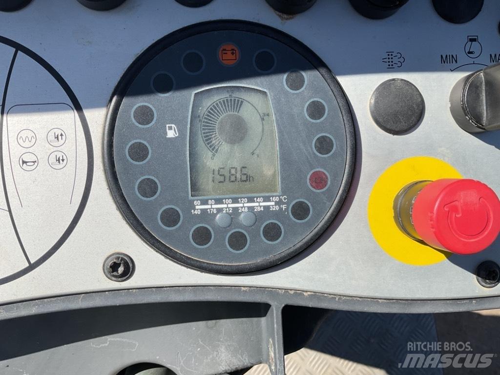 Bomag BW 120 AD-5 双轮压路机