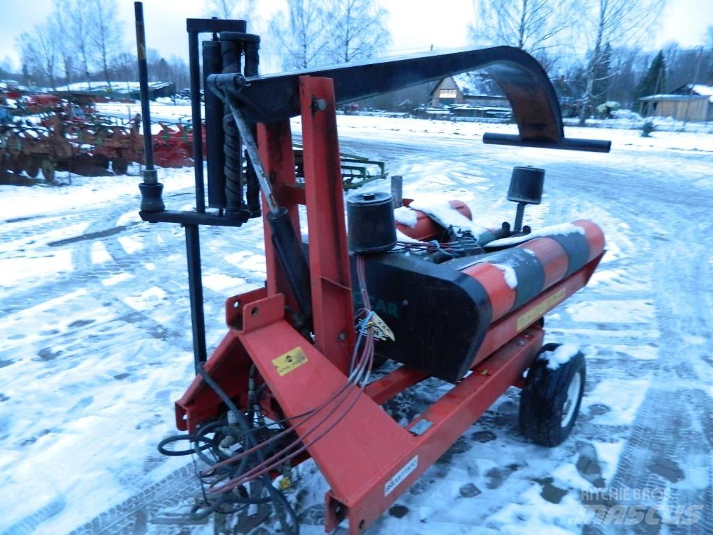 Carraro RF 89 牧草包膜机