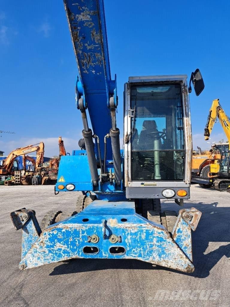 Fuchs MHL 320 D 工业挖掘机