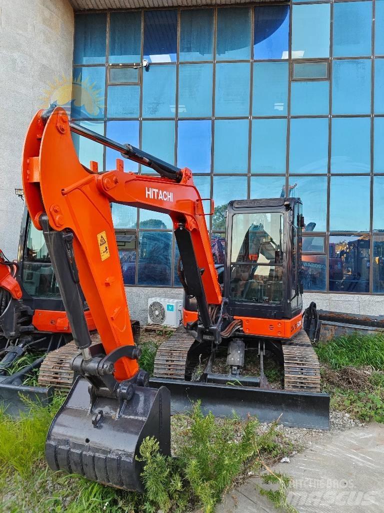 Hitachi ZX 50 U-3 小型挖掘机