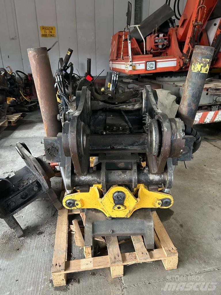 Engcon Tiltrotator 旋转器