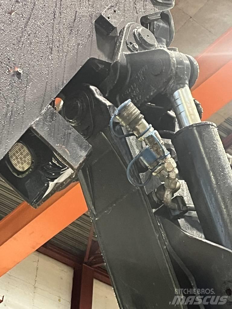 Huddig 1260C Cabel 反铲装载机