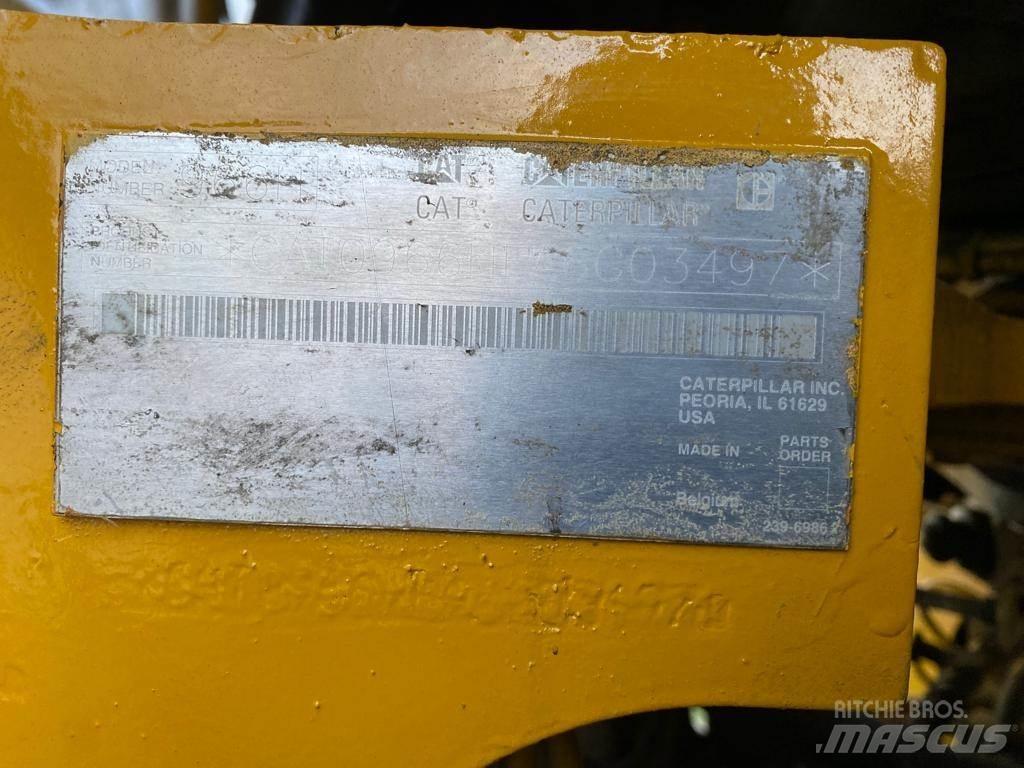 CAT 966H 轮式装载机