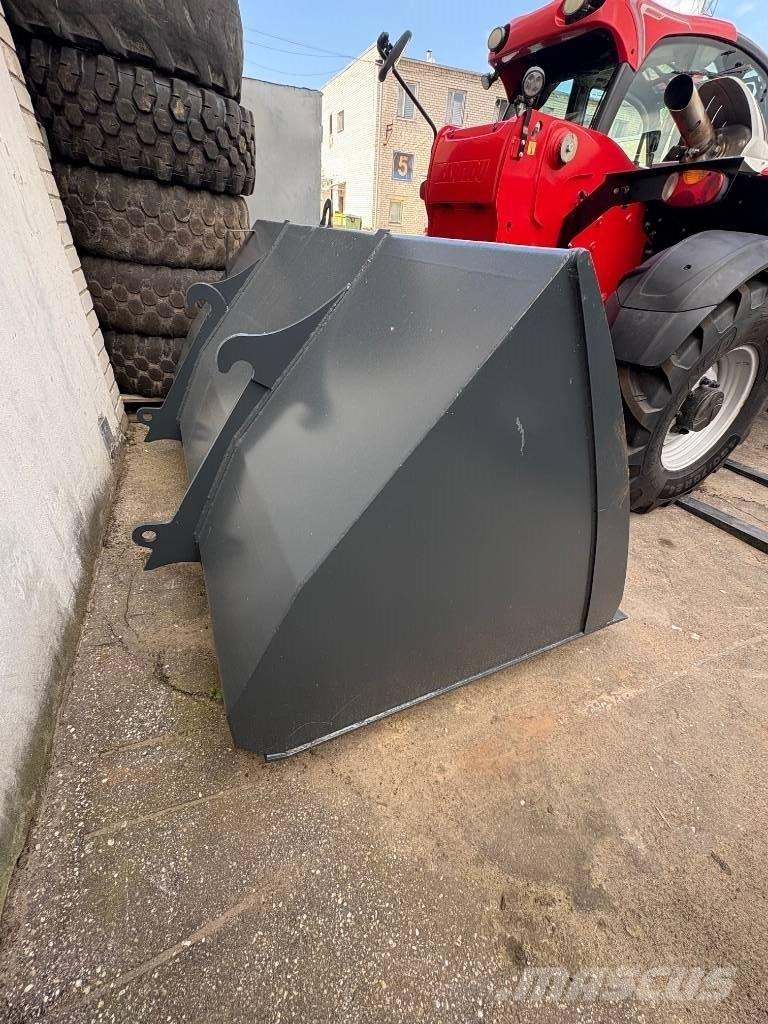 Manitou MLT 其他装载挖掘装置和配件