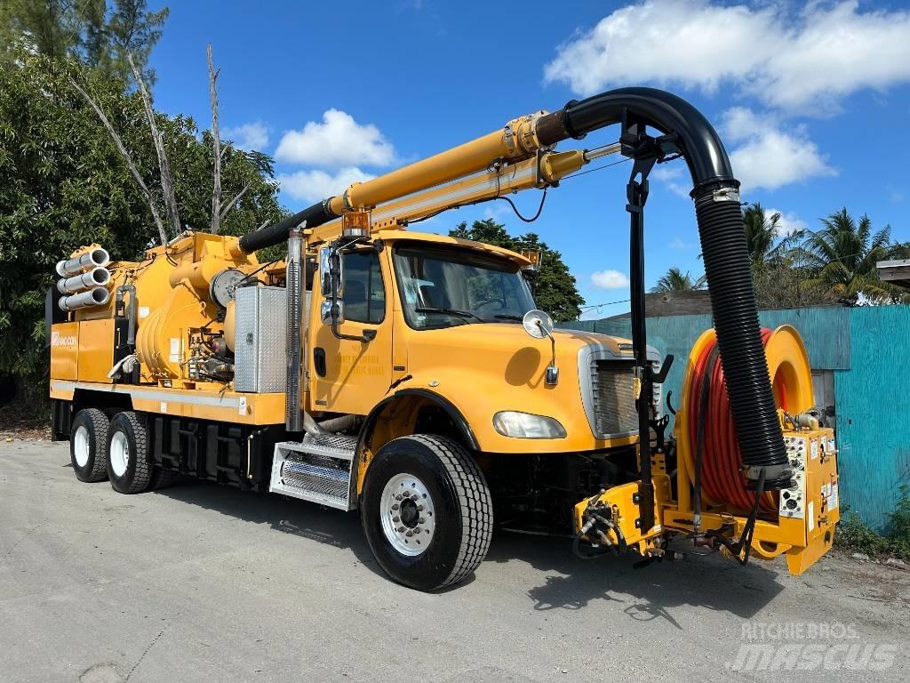 Freightliner M2 组合/真空油槽车