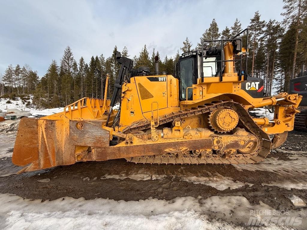 CAT D8T 履带式推土机