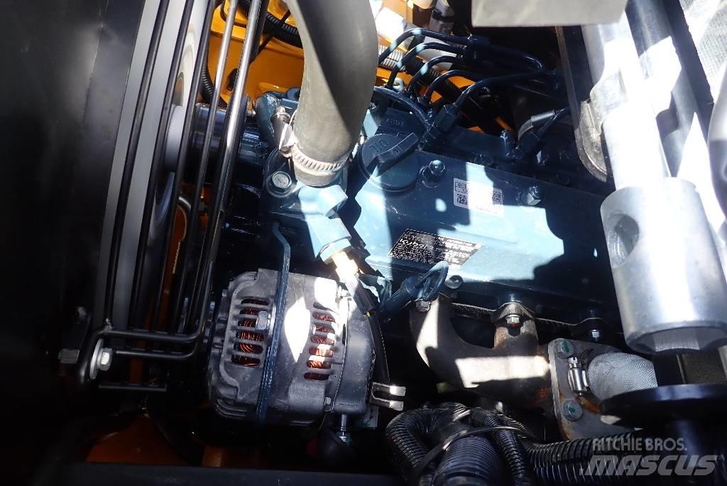 JCB 403 SMART POWER 小型装载机