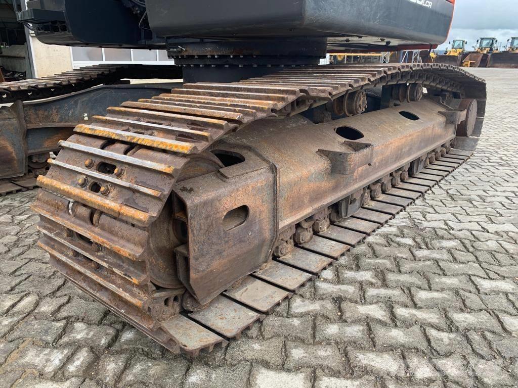 Doosan DX 235 LCR-5 履带挖掘机