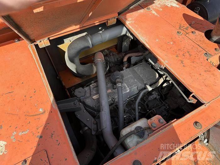 Hitachi EG70R 履带式自卸车
