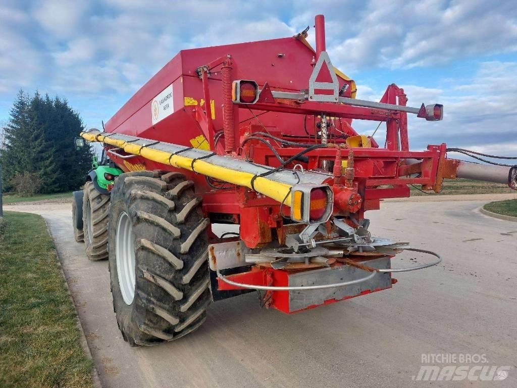 Bredal K 105 矿物肥料撒播机