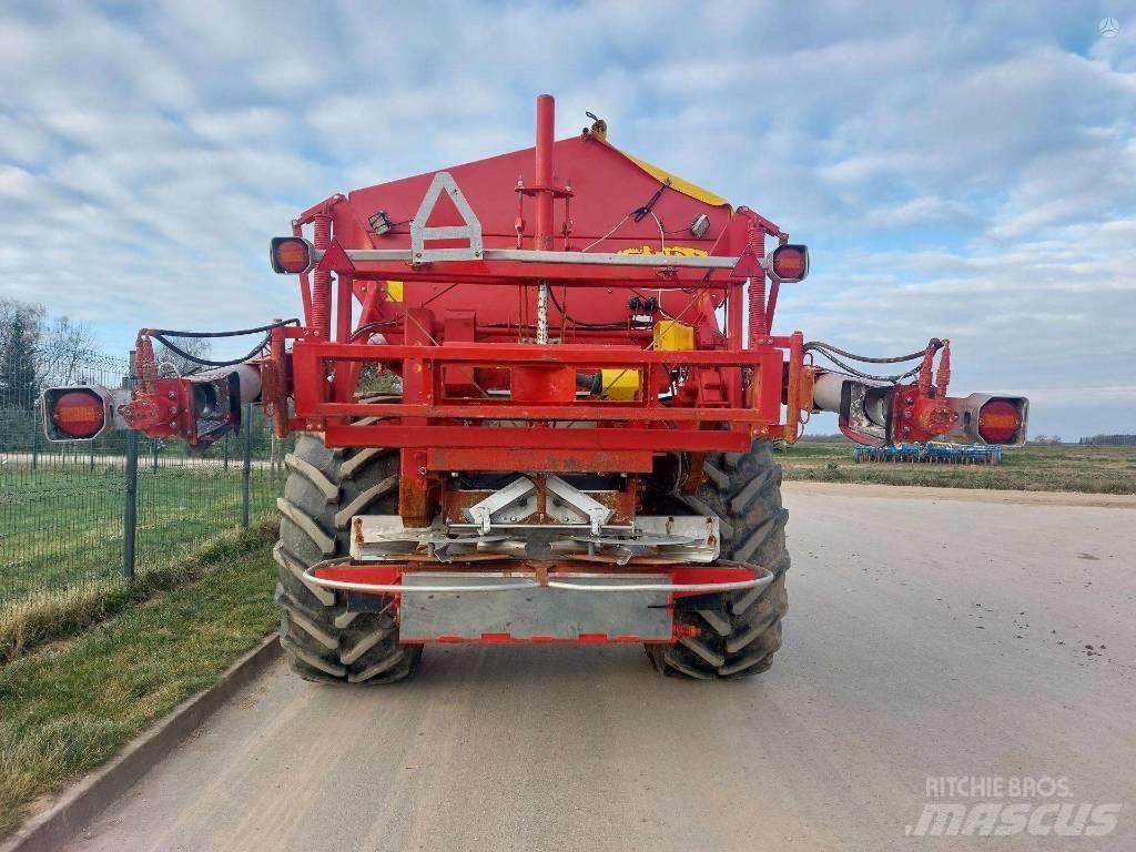 Bredal K 105 矿物肥料撒播机