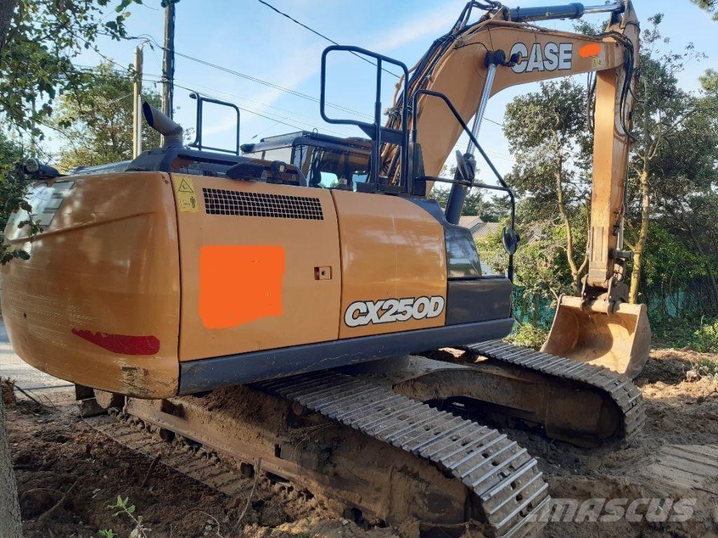 CASE CX 250 D 履带挖掘机