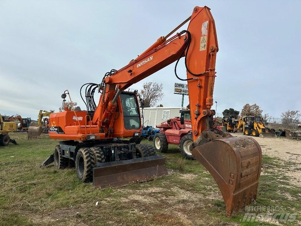 Doosan Solar 160 W V 轮式挖掘机
