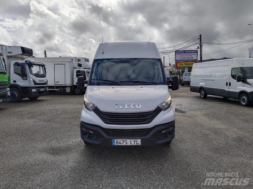 Iveco DAILY 35S16 商务面包车
