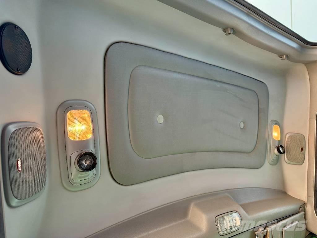 Peterbilt 389 牵引车