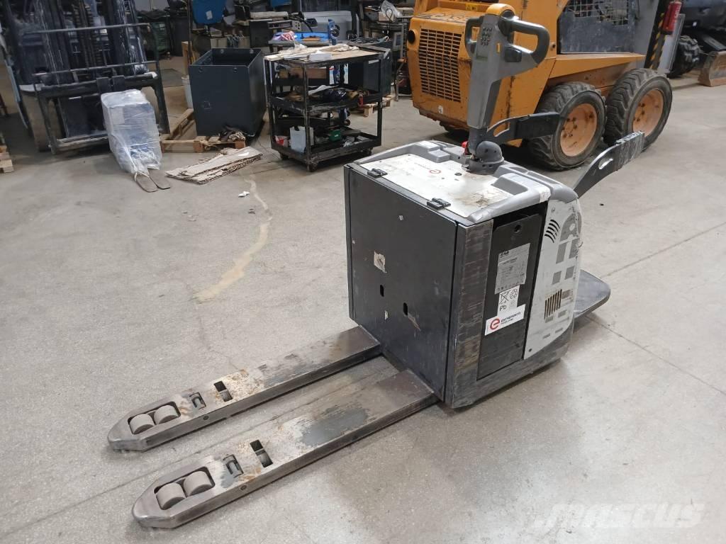 UniCarriers PLP 200 电动搬运车