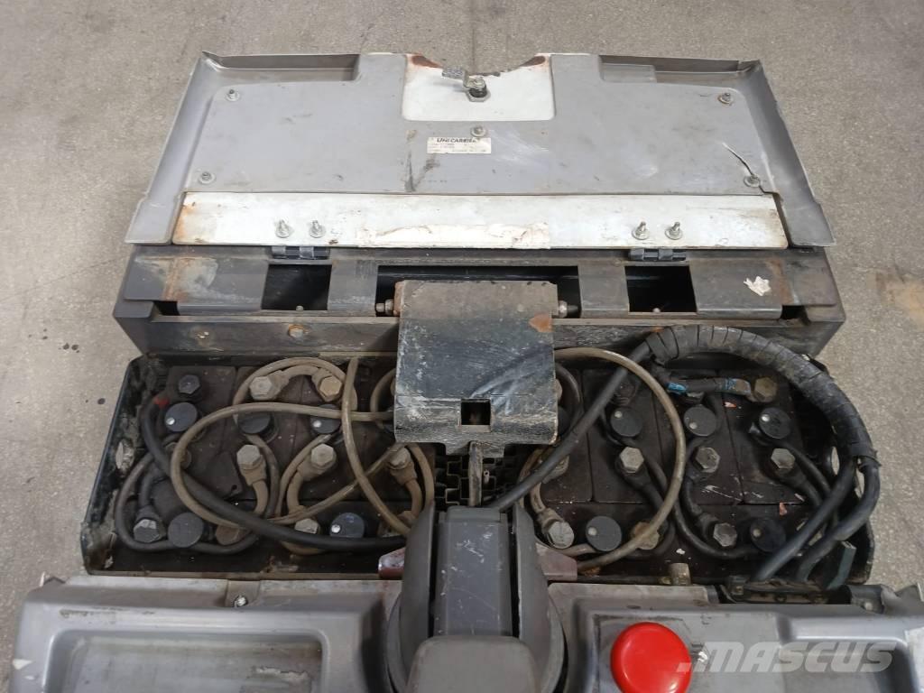 UniCarriers PLP 200 电动搬运车
