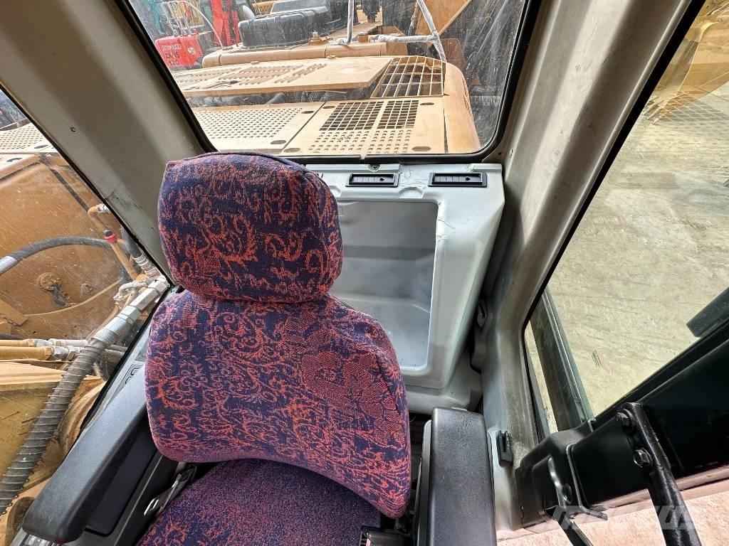 CAT 320 C L 履带挖掘机