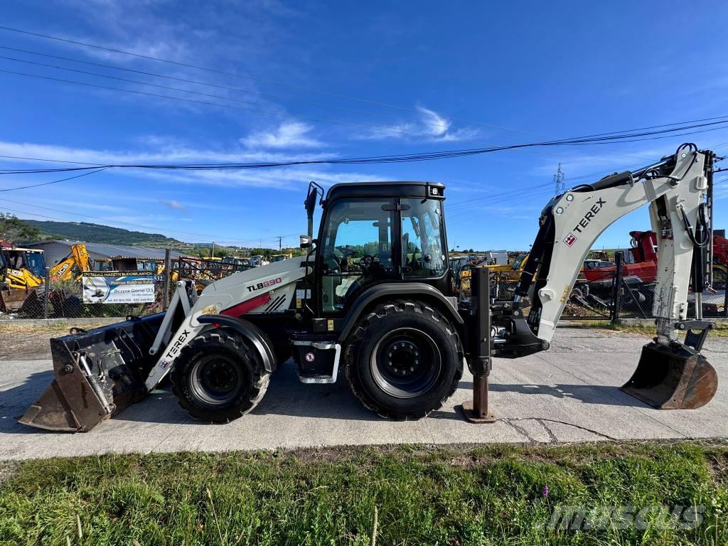 Terex TLB 890 PM 反铲装载机