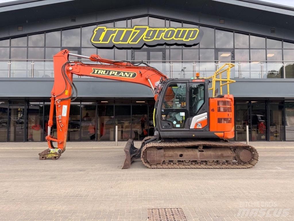 Hitachi ZX135USBL-7 履带挖掘机