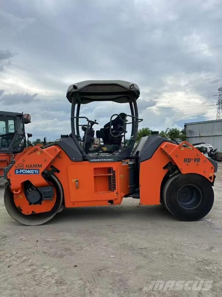 Hamm HD 90 复合式压路机