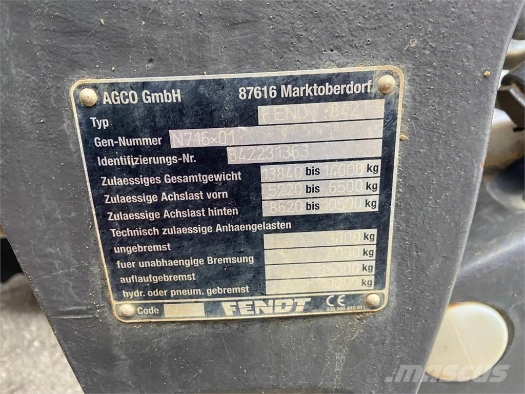 Fendt 828 Vario 拖拉机/农用车