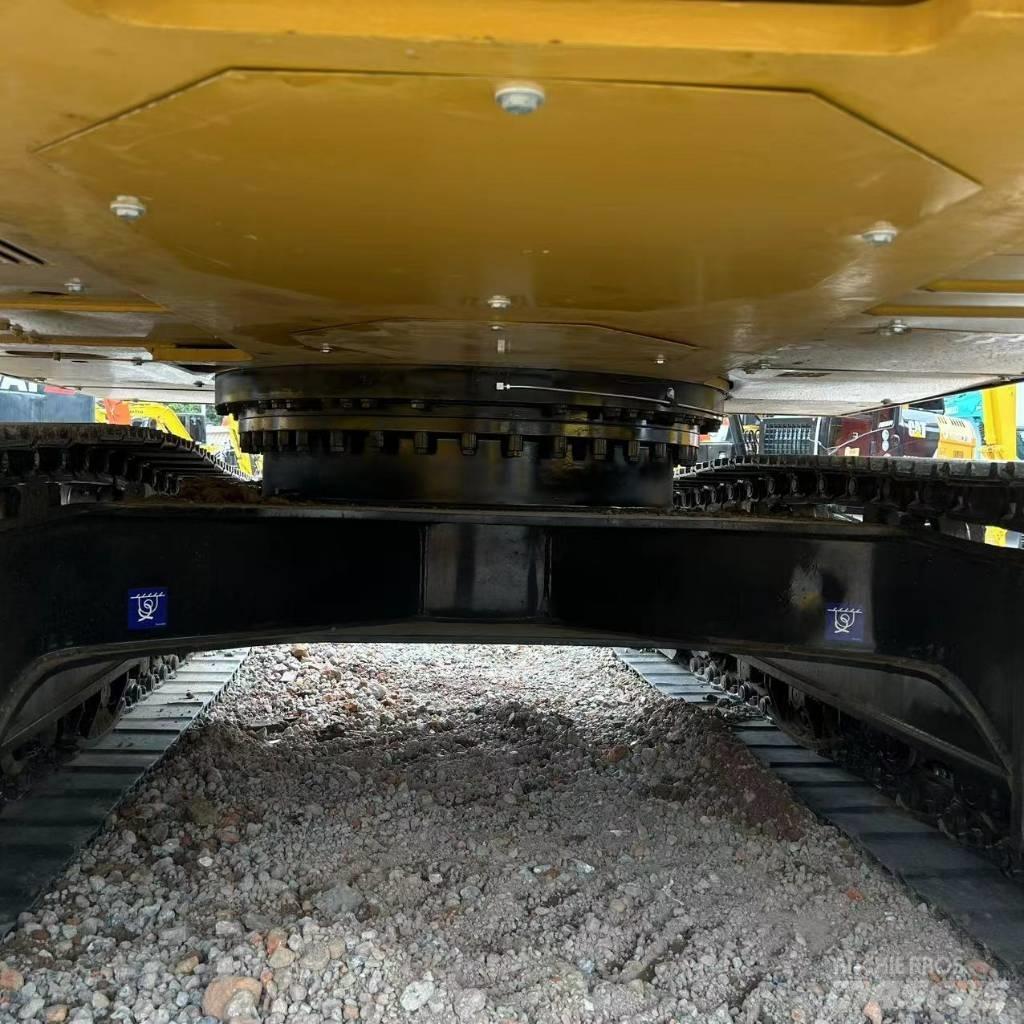 CAT 320 D L 履带挖掘机