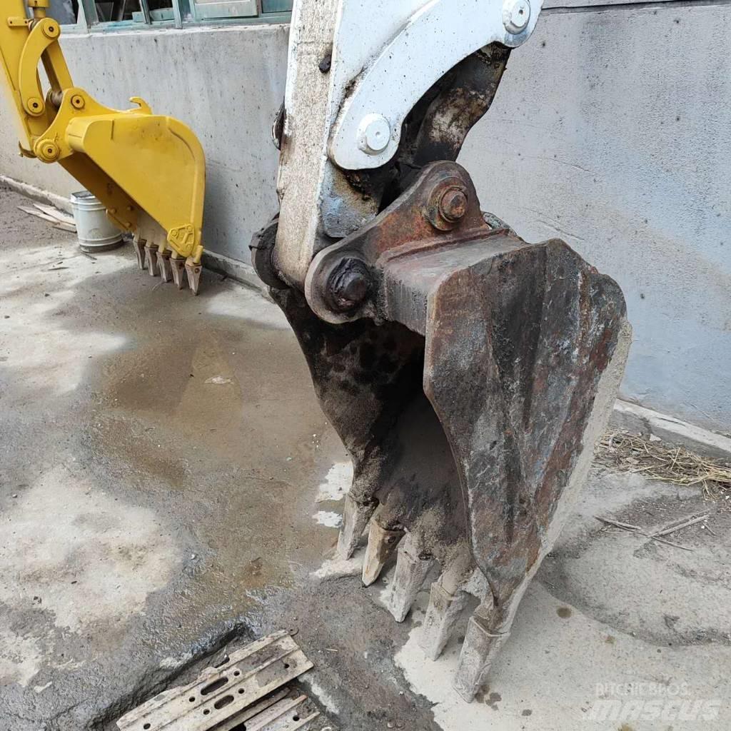 Bobcat 337 小型挖掘机