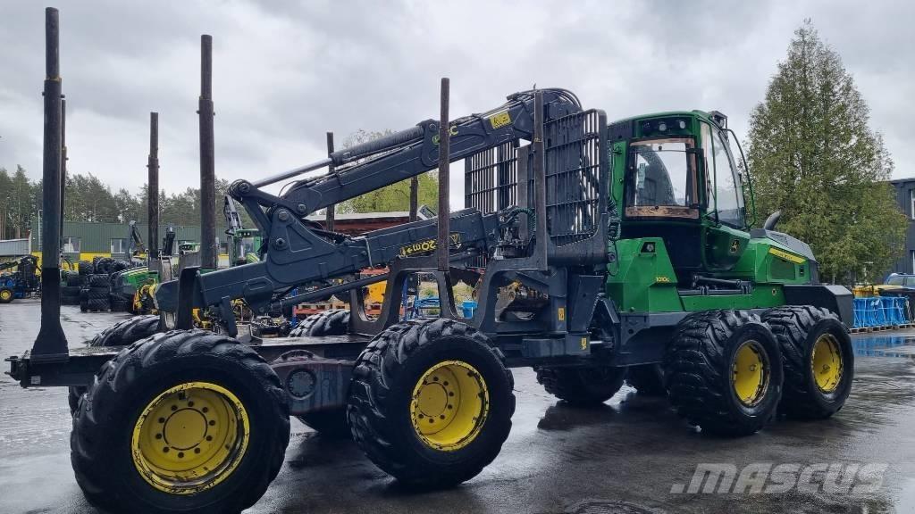 John Deere 1010 G 集运机