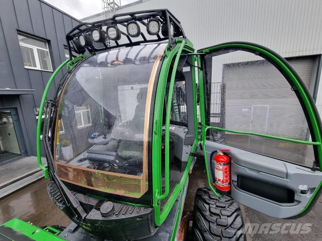 John Deere 1010 G 集运机