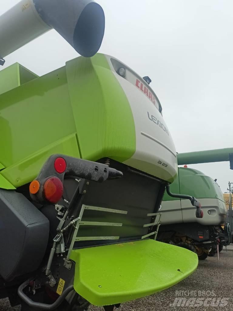 CLAAS Lexion 670 联合收割机