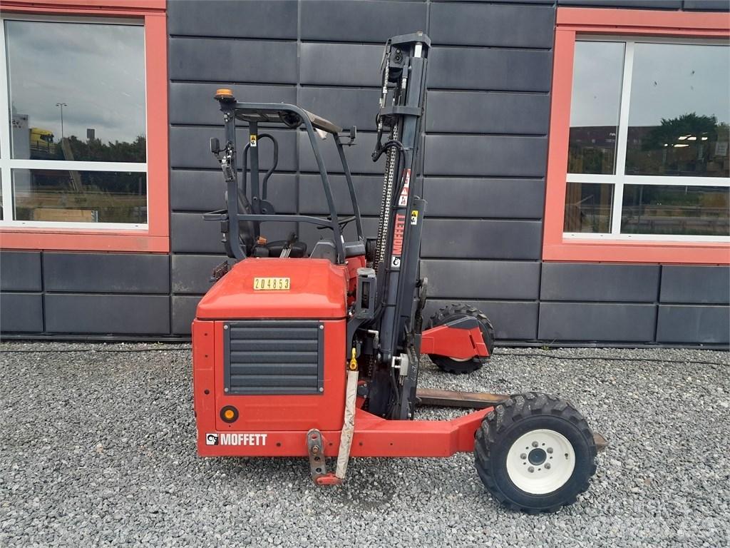 Moffett M4 25.3 其他叉车