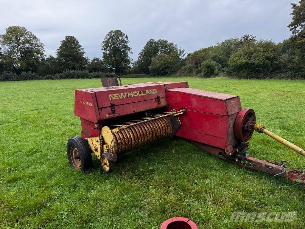 New Holland 274 方捆打捆机