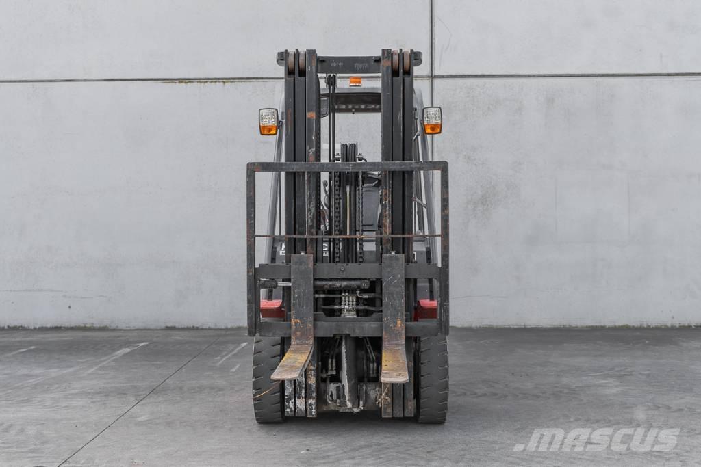 Manitou MI 25 D 柴油叉车