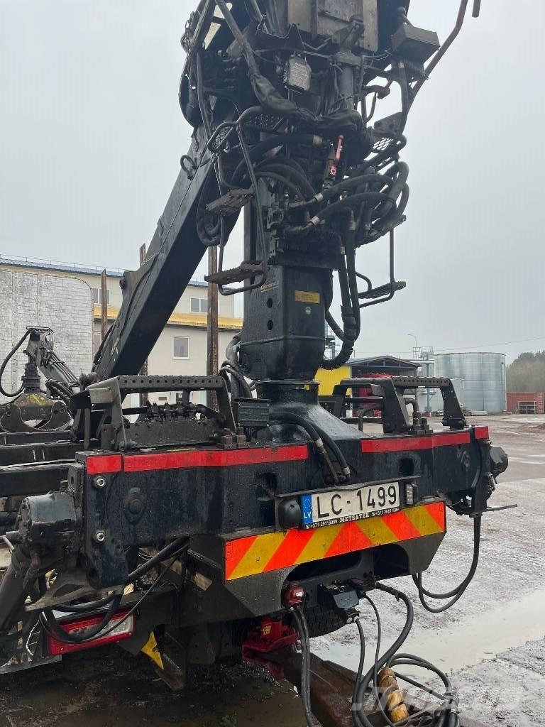 Volvo FH 木材运输车
