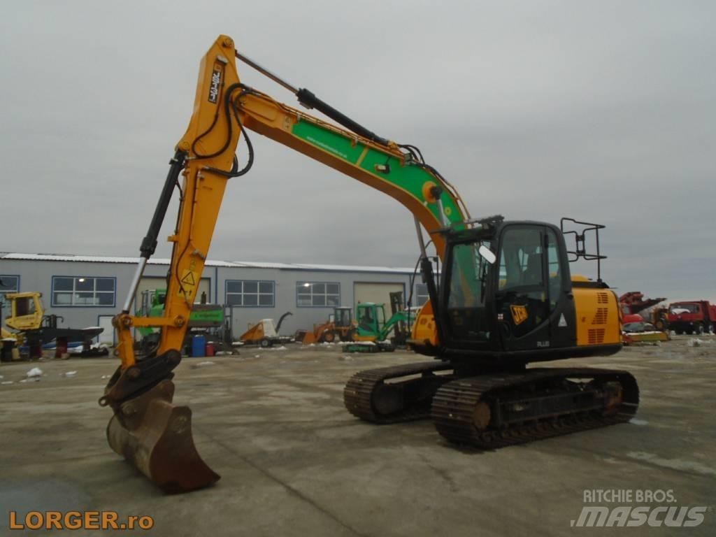JCB JS 131 LC 履带挖掘机