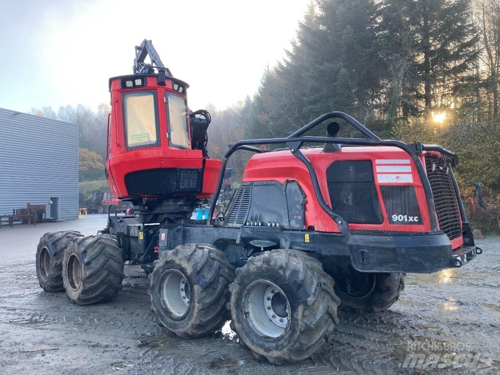 Komatsu 901XC 收割机