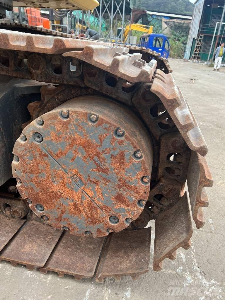 Komatsu PC 490 履带挖掘机