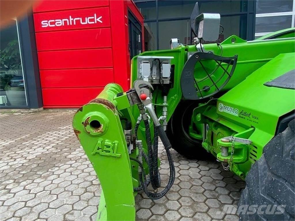 Merlo P27.6 TOP 伸缩臂叉装车|叉装车