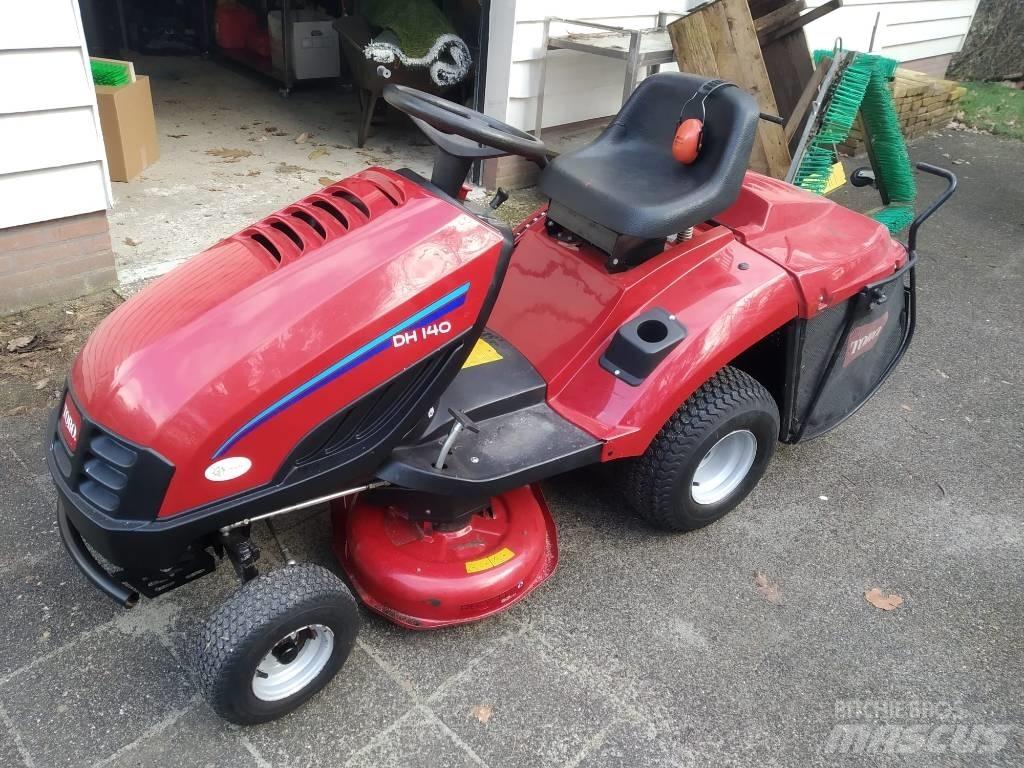 Toro zitmaaier DH140 骑乘式割草机